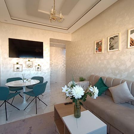 La Jolie Al Jadid Apartment นาดอร์ ภายนอก รูปภาพ